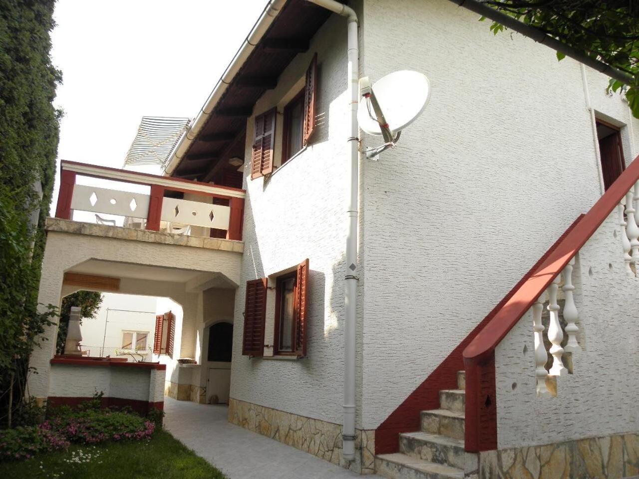 Apartments Petar - 30 M From Sandy Beach نين المظهر الخارجي الصورة